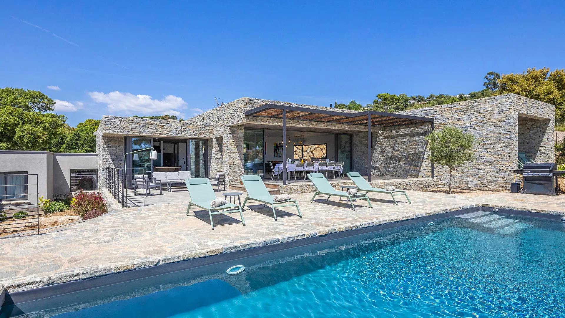 Villa Serapias