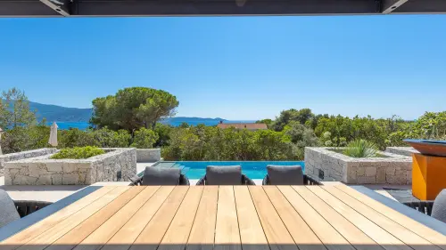 Villa Manny